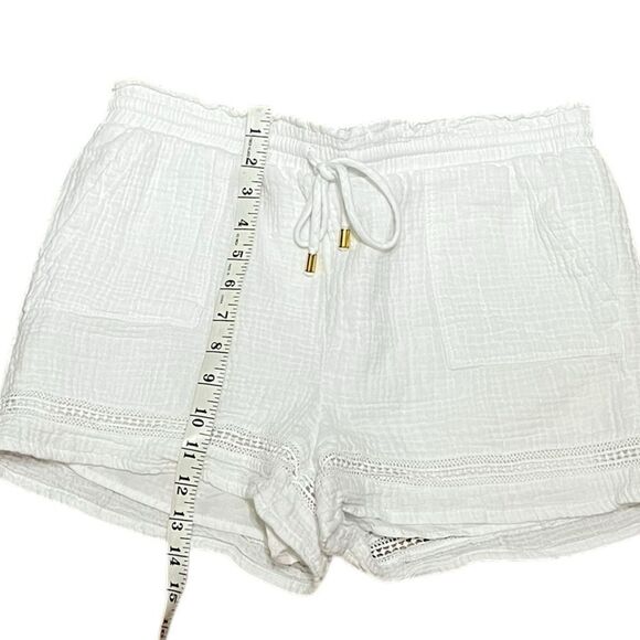 La Blanca Seaside Beach Shorts High Waist White Shorts with Lace Trim, Size S? - Picture 7 of 10